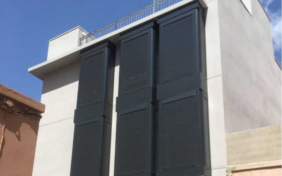 Antes y el después de una vivienda unifamiliar en Almería por Soto & Tudela Arquitectos